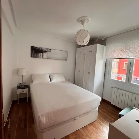 Nice And Quiet Flat In بلباو